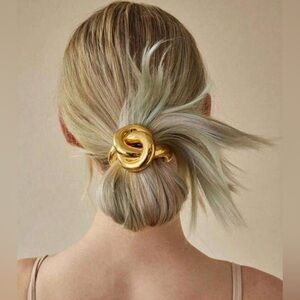 Metal Knot Hair TieNew ✨✨🔥